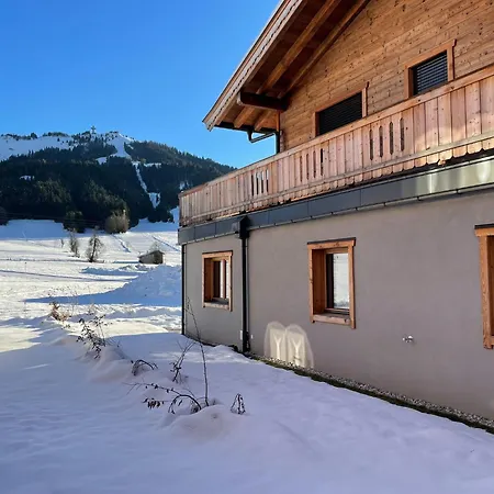 Alpesi faház Chalet In Alps Near Ski Lift & Slope, Cleaning Included Sankt Ulrich am Pillersee