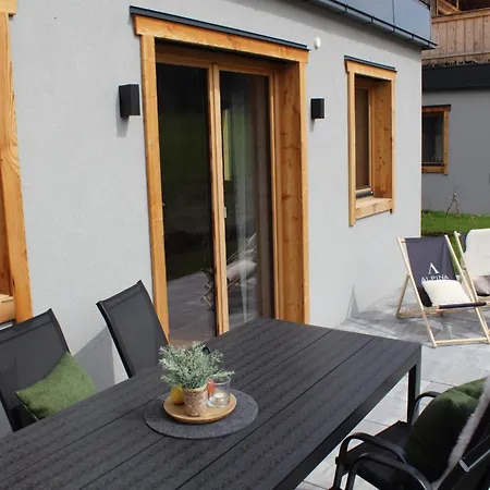 Chalet In Alps Near Ski Lift & Slope, Cleaning Included Alpesi faház *