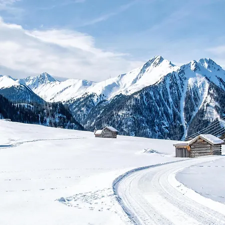 Шале Chalet In Alps Near Ski Lift & Slope, Cleaning Included *