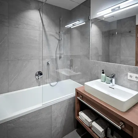 Шале Chalet In Alps Near Ski Lift & Slope, Cleaning Included *